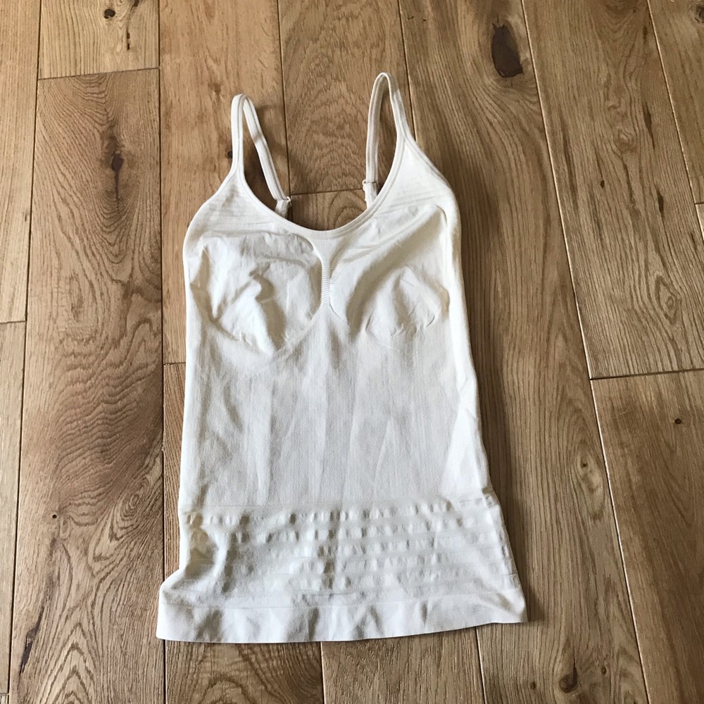 Self Expressions by Maidenform shape wear slim top